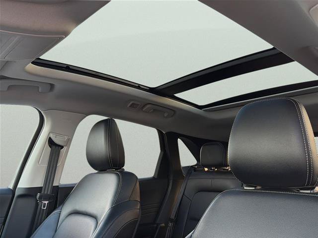 Certified 2022 Ford Escape SEL w/ Technology Package FWD image 10