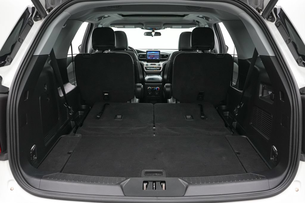 Certified 2023 Ford Explorer XLT w/ Equipment Group 202A AWD/4WD image 23