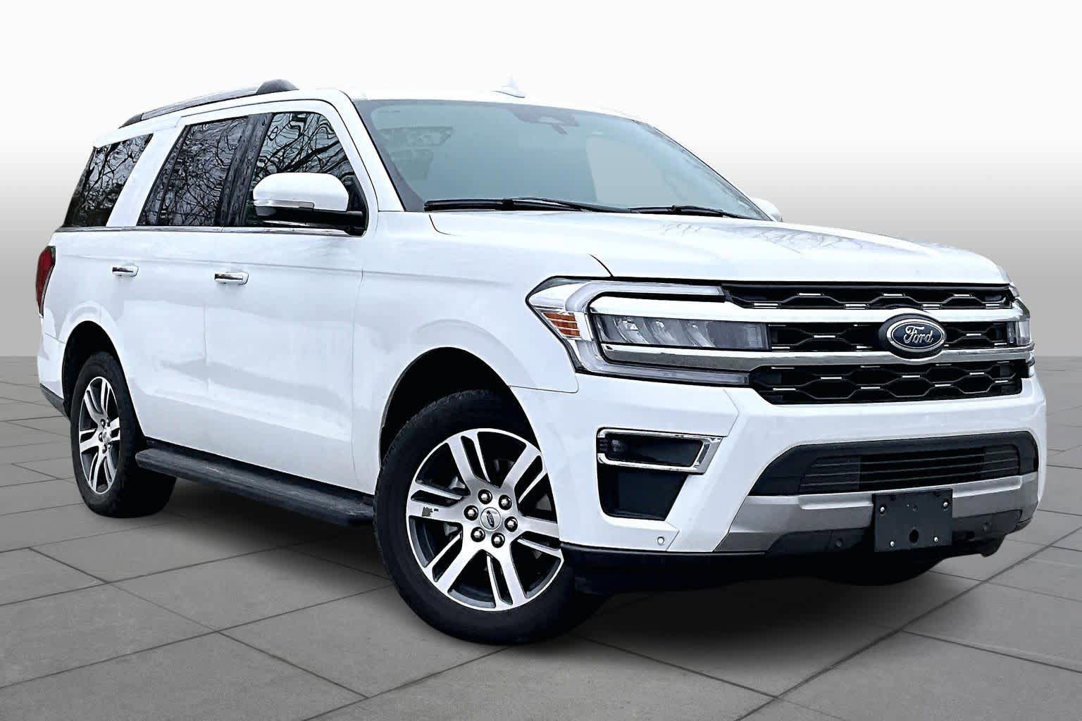 Certified 2024 Ford Expedition Limited AWD/4WD image 3