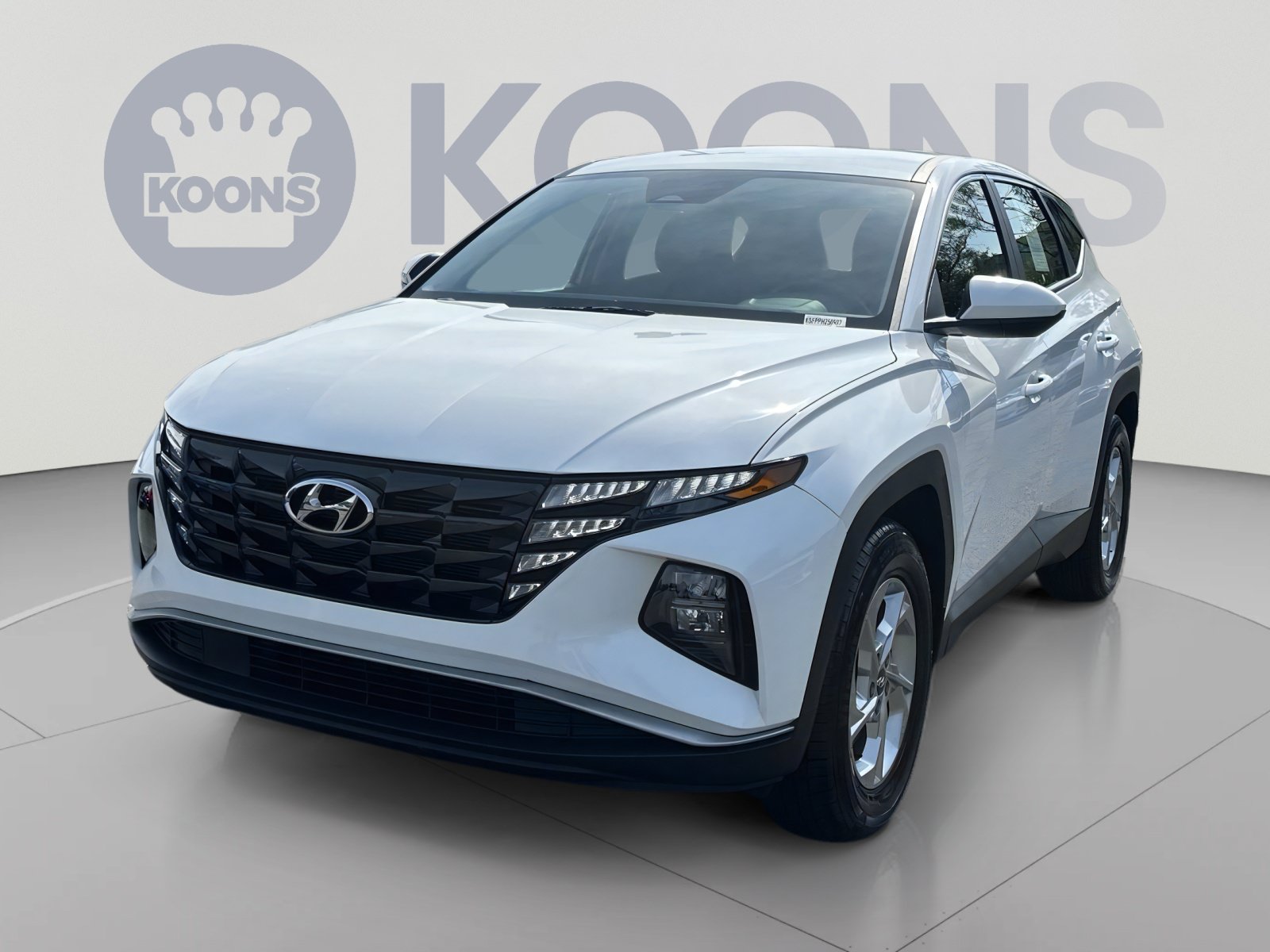 Used 2023 Hyundai Tucson SE FWD image 1