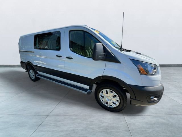 Certified 2025 Ford Transit 250 Low Roof w/ Exterior Upgrade Package RWD image 8