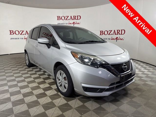 Used 2018 Nissan Versa Note SV FWD image 1