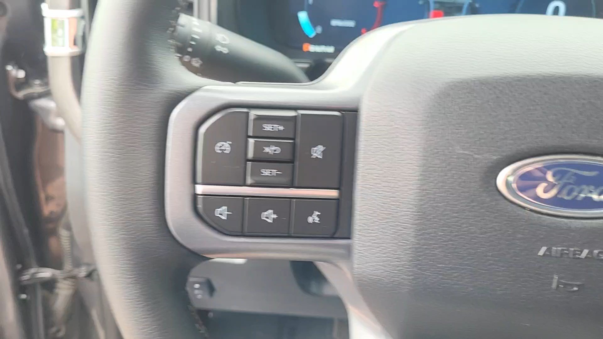 Certified 2025 Ford F250 Lariat AWD/4WD image 14