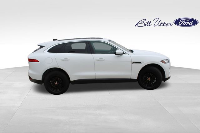 Used 2020 Jaguar F-PACE 25t image 4