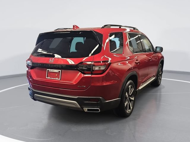 Used 2023 Honda Pilot Elite image 3