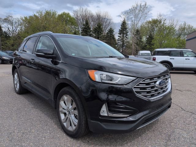 Certified 2020 Ford Edge Titanium w/ Class II Trailer Tow Package AWD/4WD image 3
