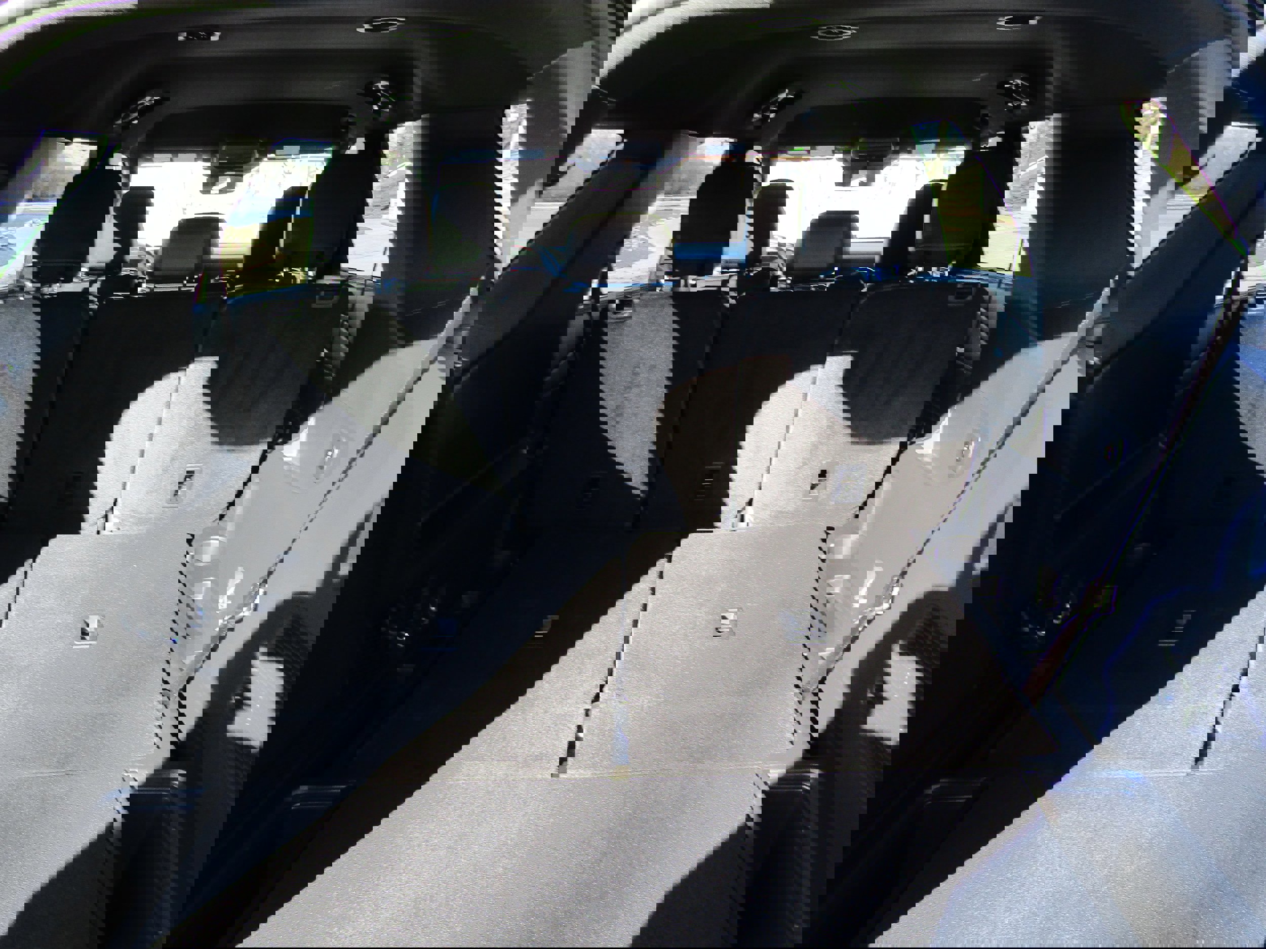 Certified 2025 Ford Explorer ST-Line w/ Premium Package image 15