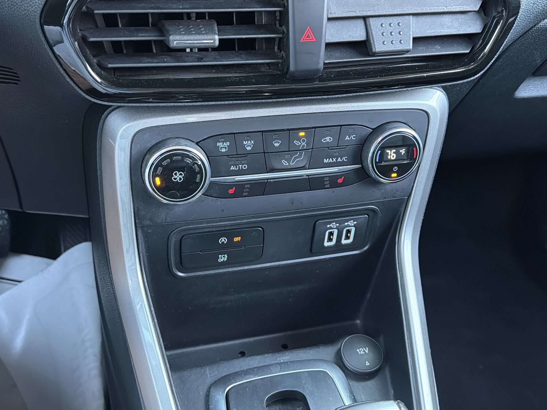 Certified 2018 Ford EcoSport Titanium FWD image 19