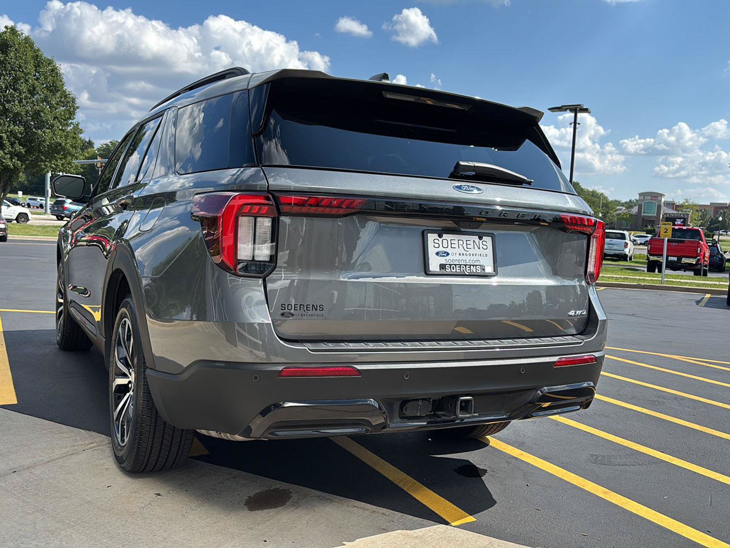 Certified 2026 Ford Explorer ST-Line AWD/4WD image 31