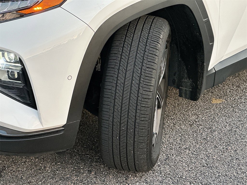 Used 2024 Hyundai Tucson Limited image 25