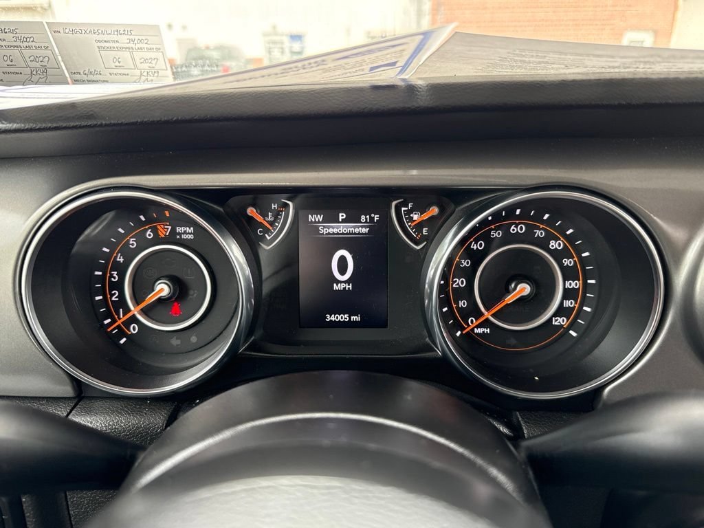 Used 2022 Jeep Wrangler Sport AWD/4WD image 18