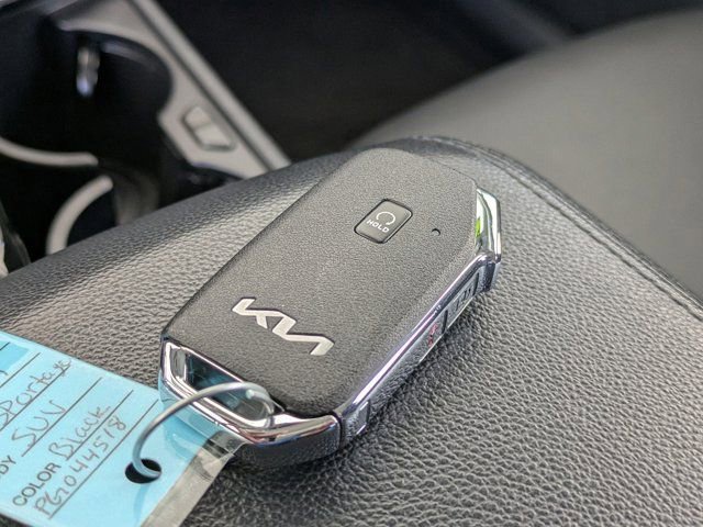 Used 2023 Kia Sportage EX image 31