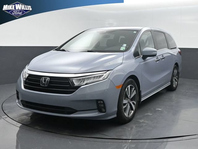 Used 2023 Honda Odyssey Touring image 3