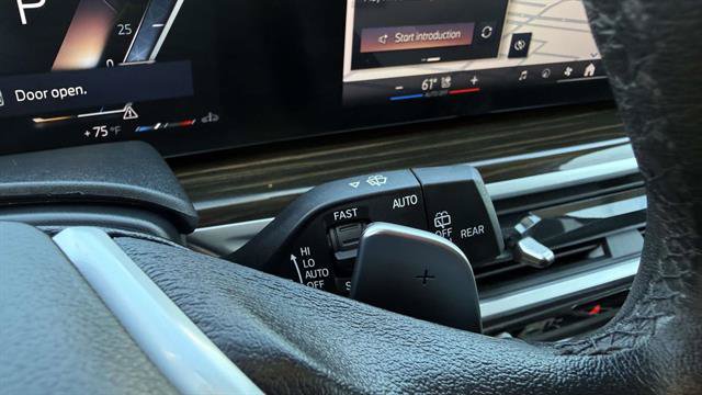 Used 2024 BMW X7 xDrive40i w/ Premium Package AWD/4WD image 15