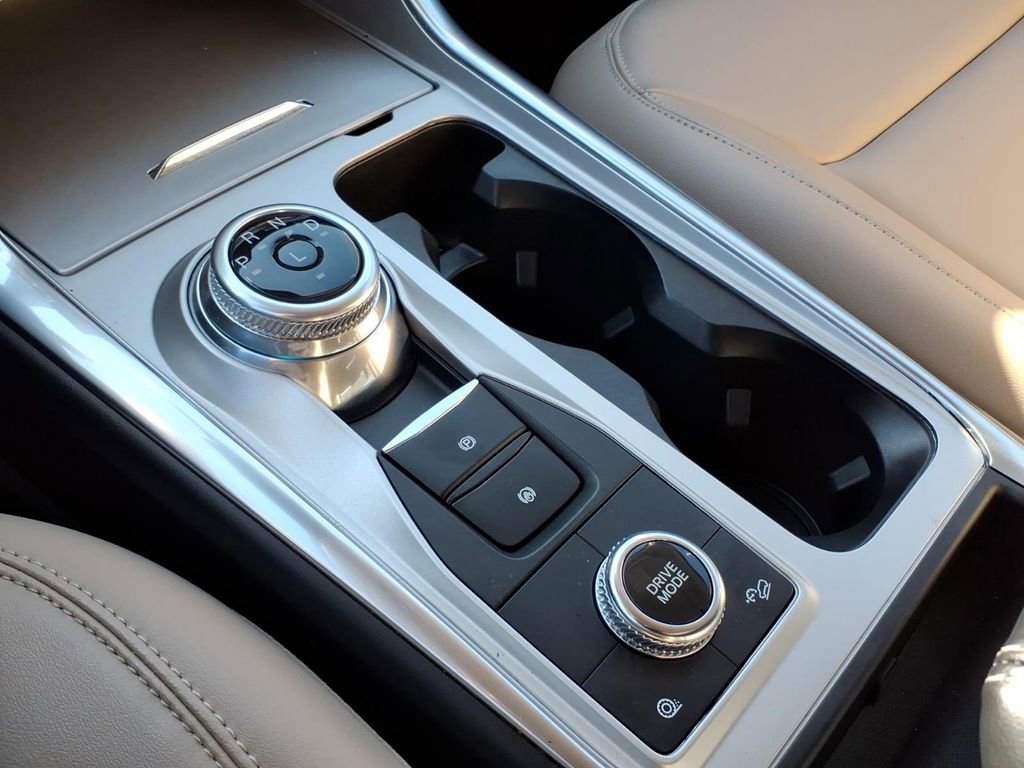 Certified 2023 Ford Explorer XLT w/ Equipment Group 202A image 19