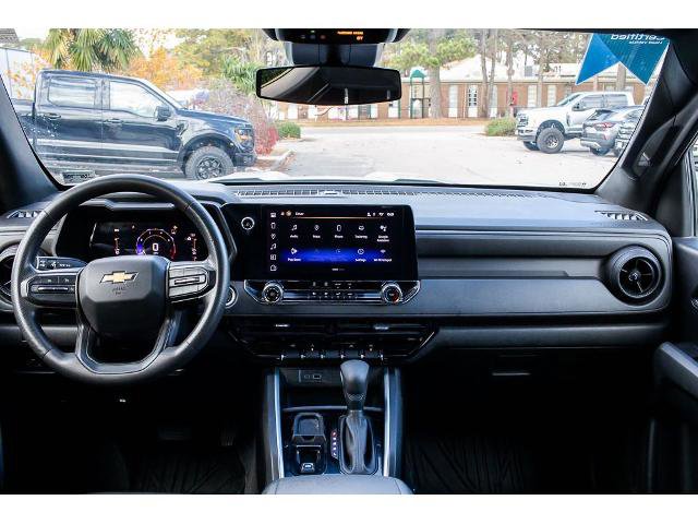 Used 2023 Chevrolet Colorado W/T image 11