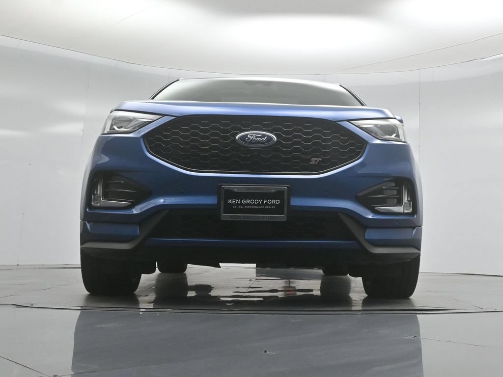Certified 2019 Ford Edge ST w/ Equipment Group 401A AWD/4WD image 48