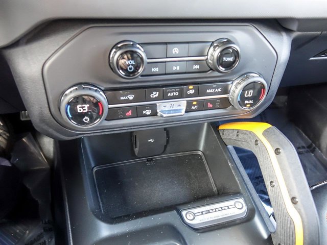 Certified 2024 Ford Bronco Badlands w/ Sasquatch Package AWD/4WD image 24