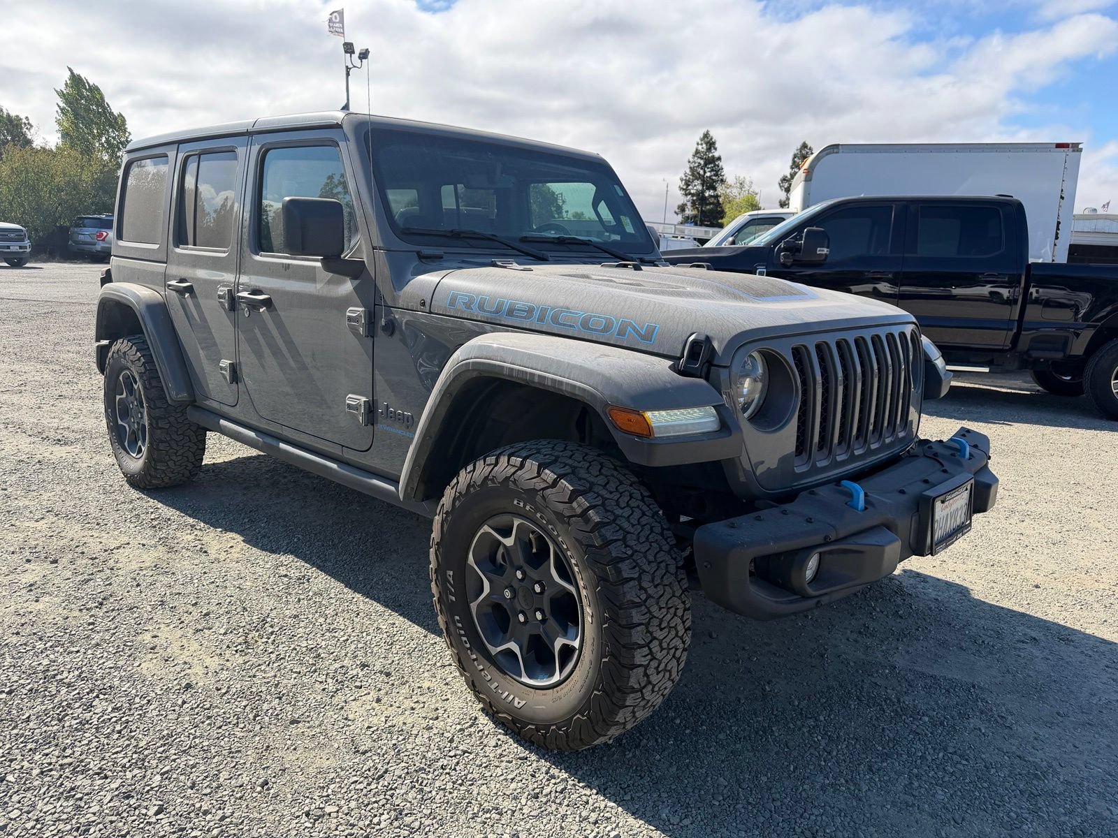 Used 2023 Jeep Wrangler Unlimited Rubicon 4xe w/ Steel Bumper Group AWD/4WD image 6