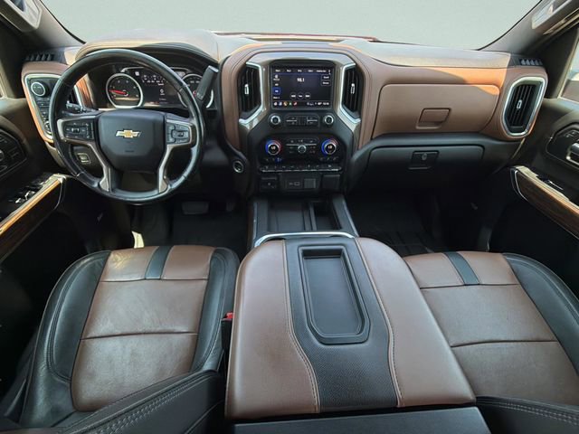 Used 2022 Chevrolet Silverado 3500 High Country w/ Technology Package AWD/4WD image 18