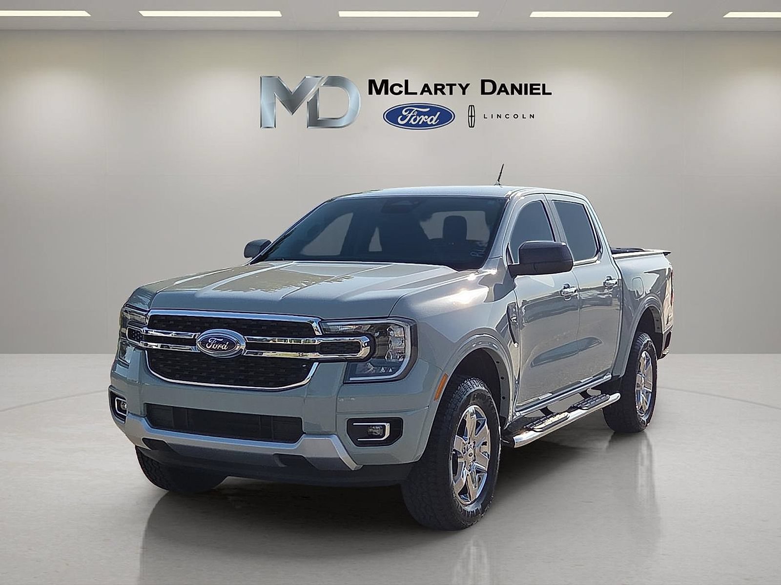 Certified 2024 Ford Ranger XLT w/ Equipment Group 301A High RWD image 2