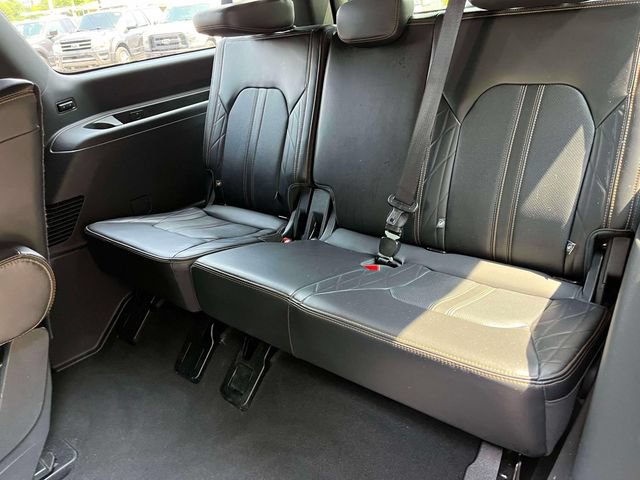 Certified 2024 Ford Expedition Max Platinum AWD/4WD image 19