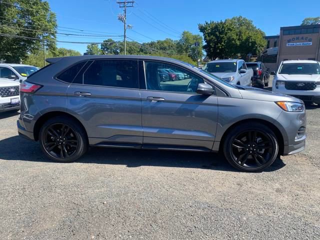 Certified 2022 Ford Edge ST w/ Equipment Group 401A image 6