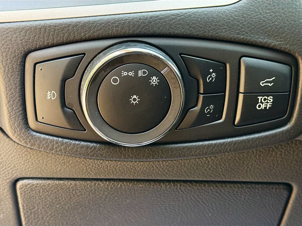 Certified 2023 Ford Edge SEL w/ Convenience Package AWD/4WD image 10