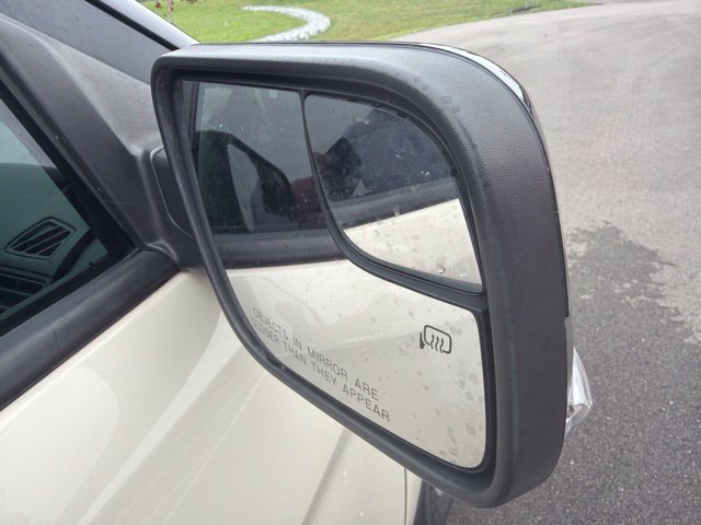 Certified 2018 Ford Explorer XLT w/ Equipment Group 202A FWD image 6
