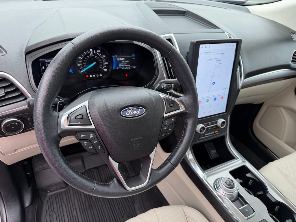 Certified 2024 Ford Edge Titanium w/ Equipment Group 301A AWD/4WD image 30