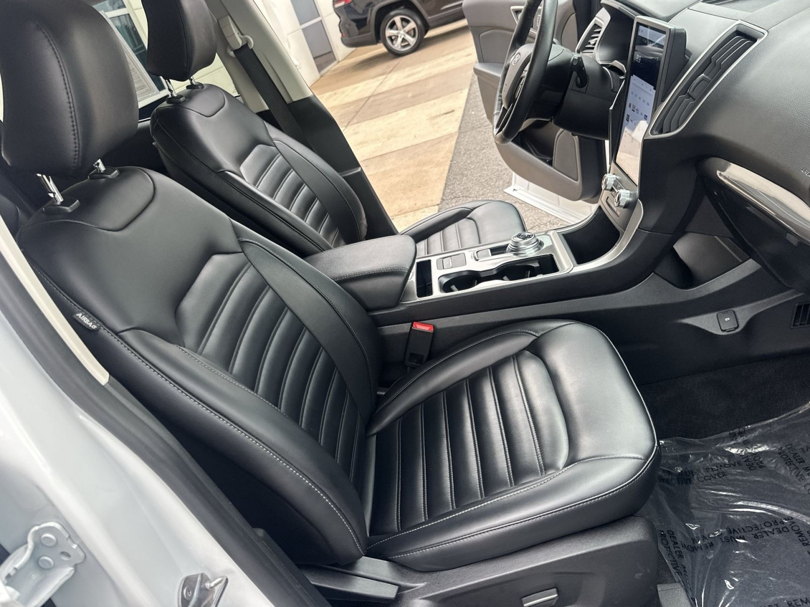 Certified 2024 Ford Edge SEL AWD/4WD image 34