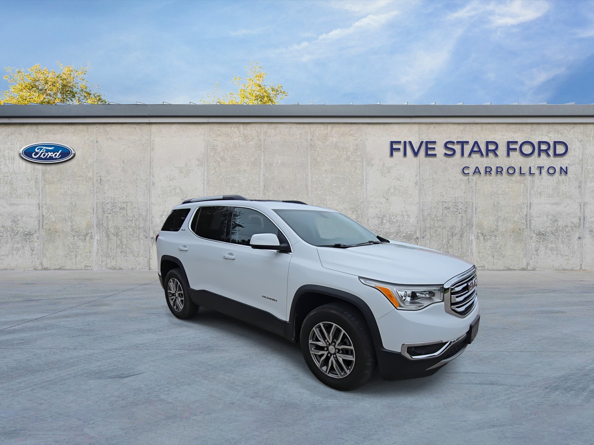 Used 2019 GMC Acadia SLE w/ LPO, Floor Liner Package AWD/4WD image 2