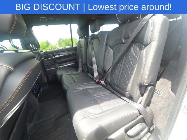 Used 2024 Jeep Grand Wagoneer Series III w/ Quick Order Packagew 28T AWD/4WD image 23