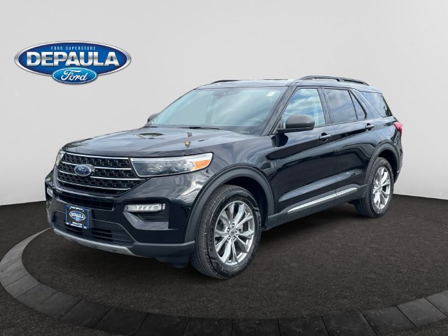 Certified 2021 Ford Explorer XLT w/ Equipment Group 202A AWD/4WD image 1