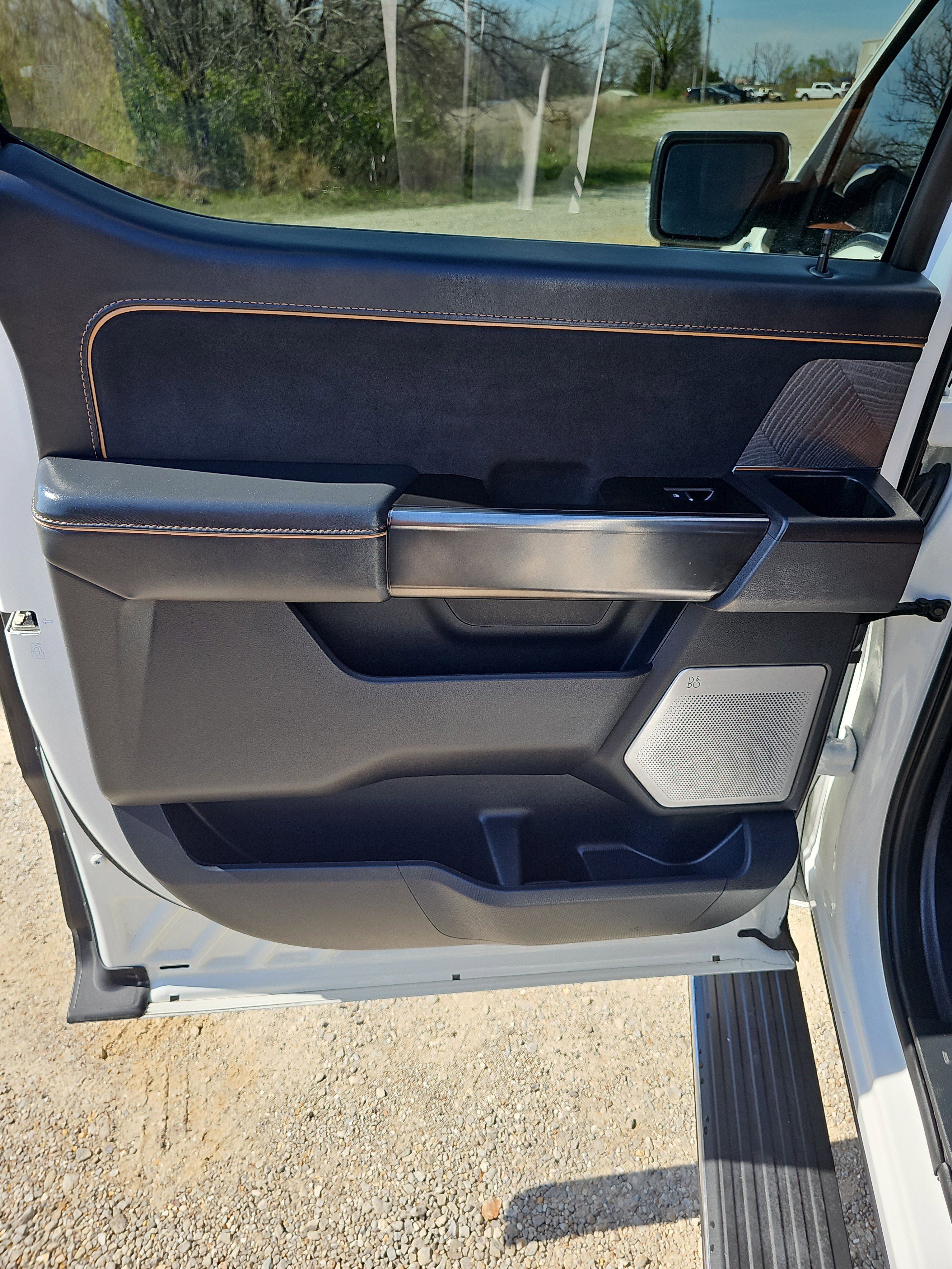 Certified 2023 Ford F150 Platinum w/ Equipment Group 701A High AWD/4WD image 15