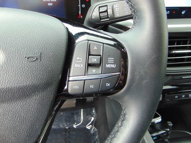 Certified 2026 Ford Escape SE FWD image 17