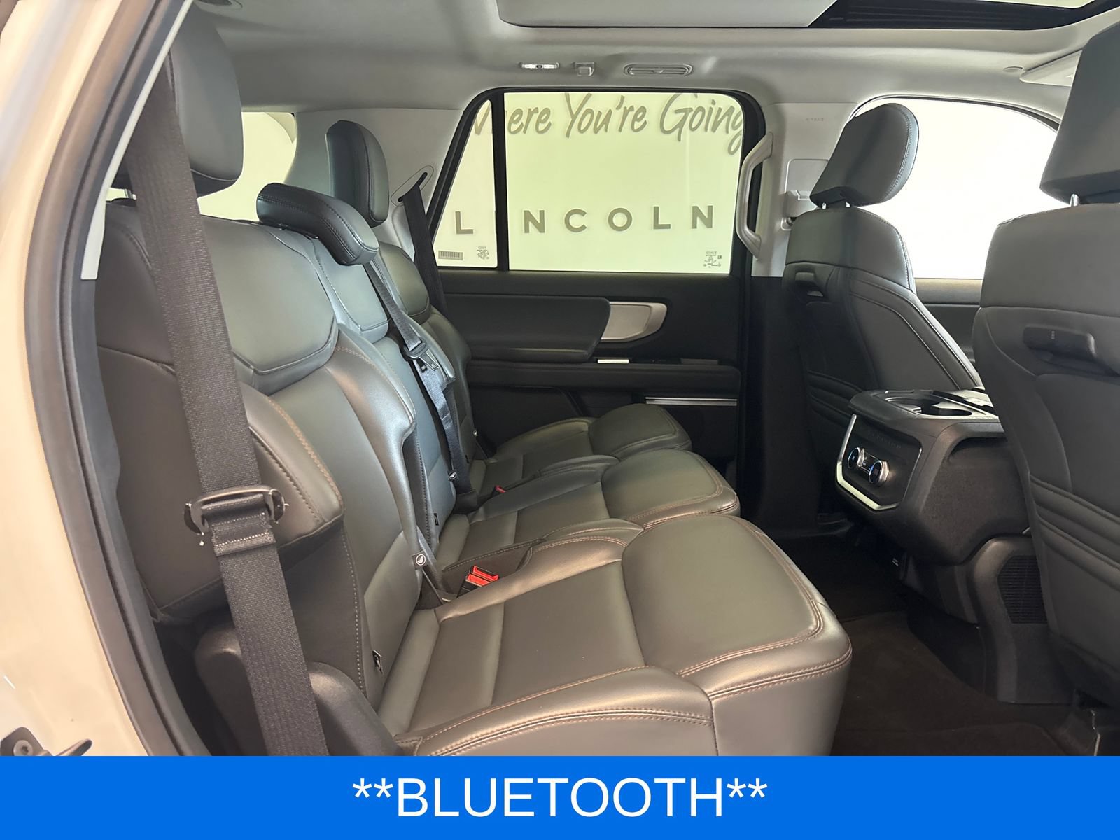 Certified 2025 Ford Expedition Active AWD/4WD image 11