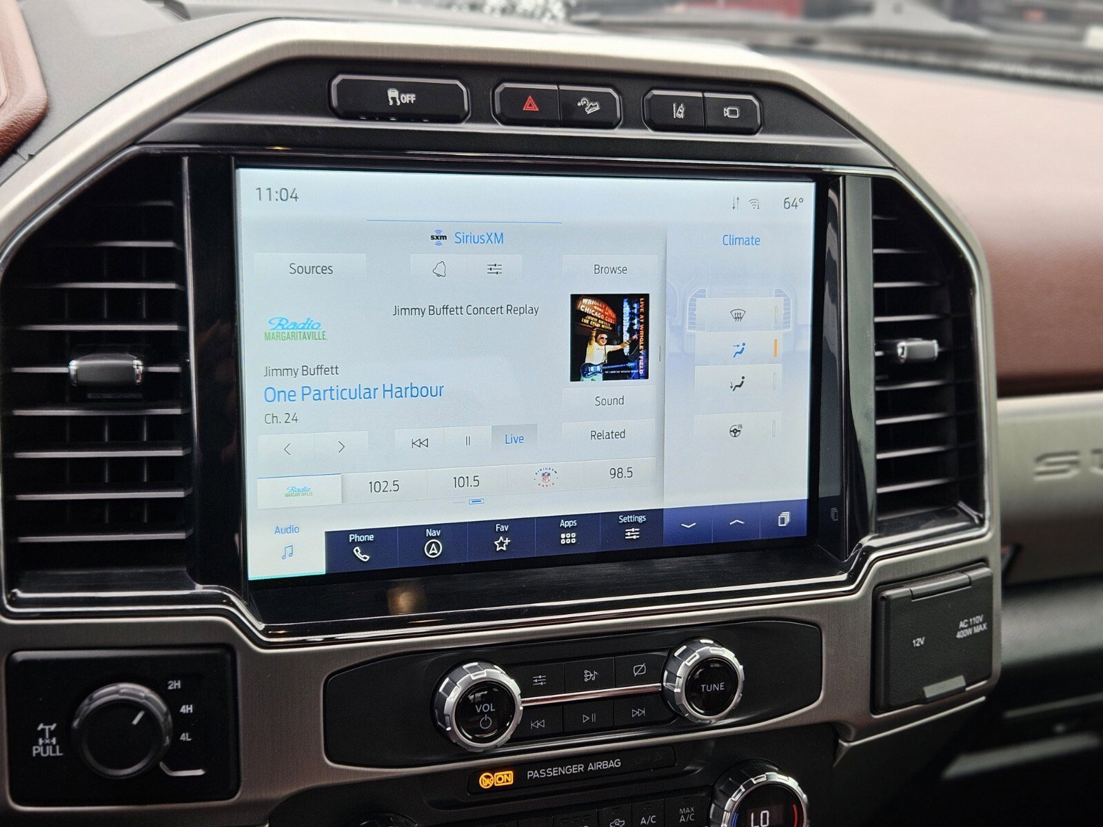 Certified 2022 Ford F250 Platinum w/ FX4 Off-Road Package image 22