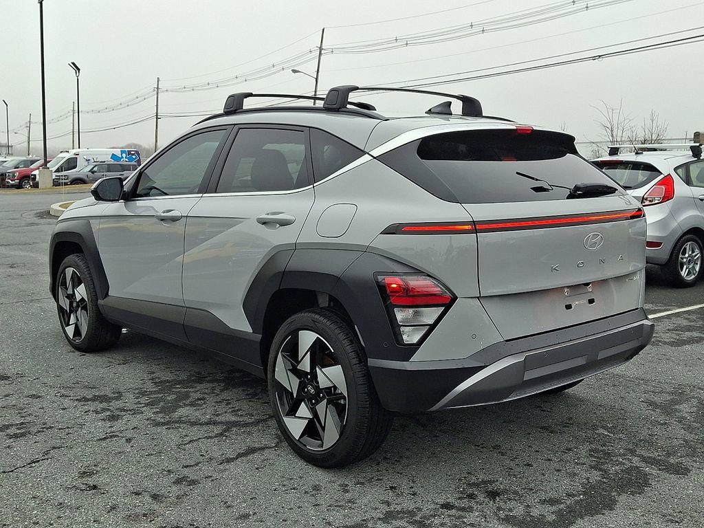 Used 2026 Hyundai Kona Limited image 2