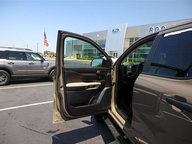 Certified 2025 Ford Ranger XLT w/ Equipment Group 301A High AWD/4WD image 17