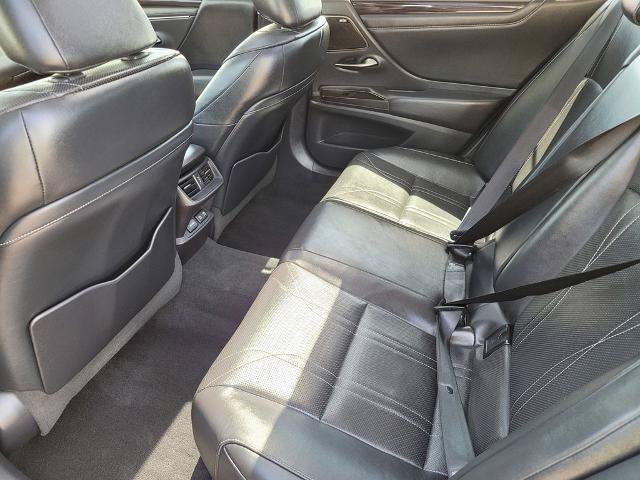 Used 2019 Lexus ES 350 Ultra Luxury FWD image 12