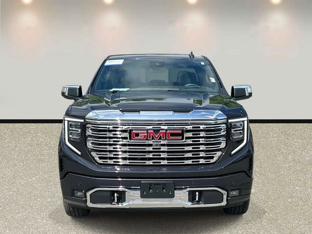 Used 2024 GMC Sierra 1500 Denali AWD/4WD image 2
