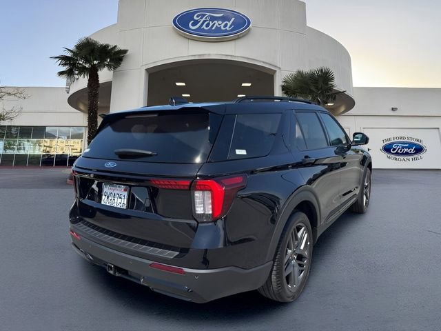 Certified 2025 Ford Explorer ST-Line w/ Premium Package RWD image 6
