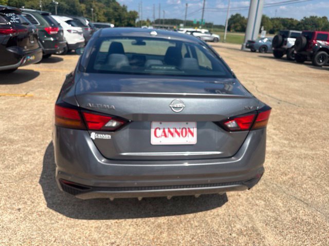 Used 2023 Nissan Altima 2.5 SV FWD image 8