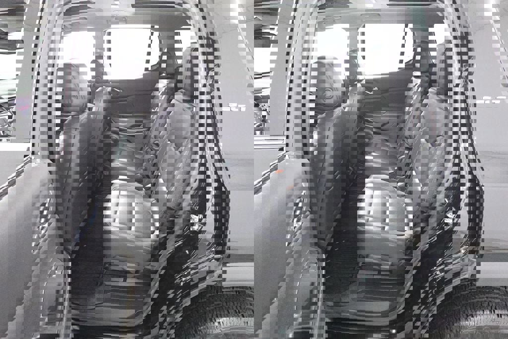 Used 2023 GMC Acadia SLT w/ Technology Package image 28