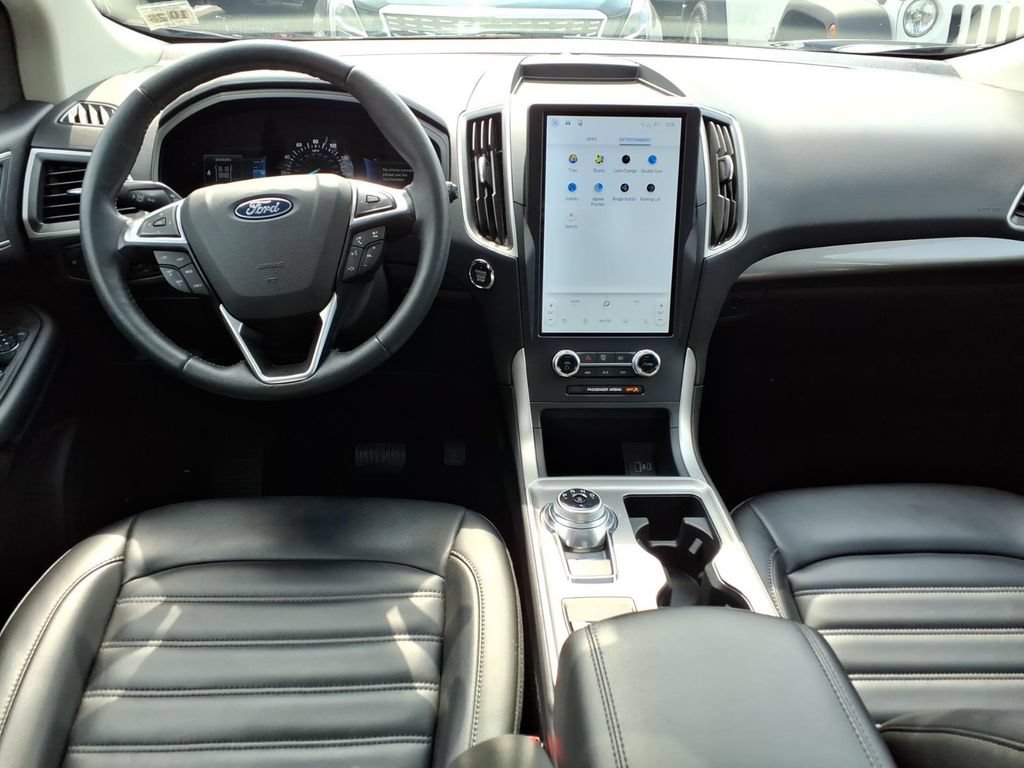 Certified 2024 Ford Edge SEL w/ Convenience Package AWD/4WD image 6