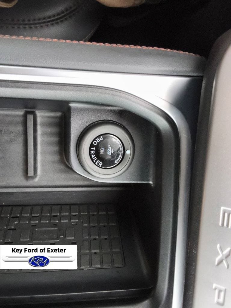 Certified 2025 Ford Expedition Active AWD/4WD image 56