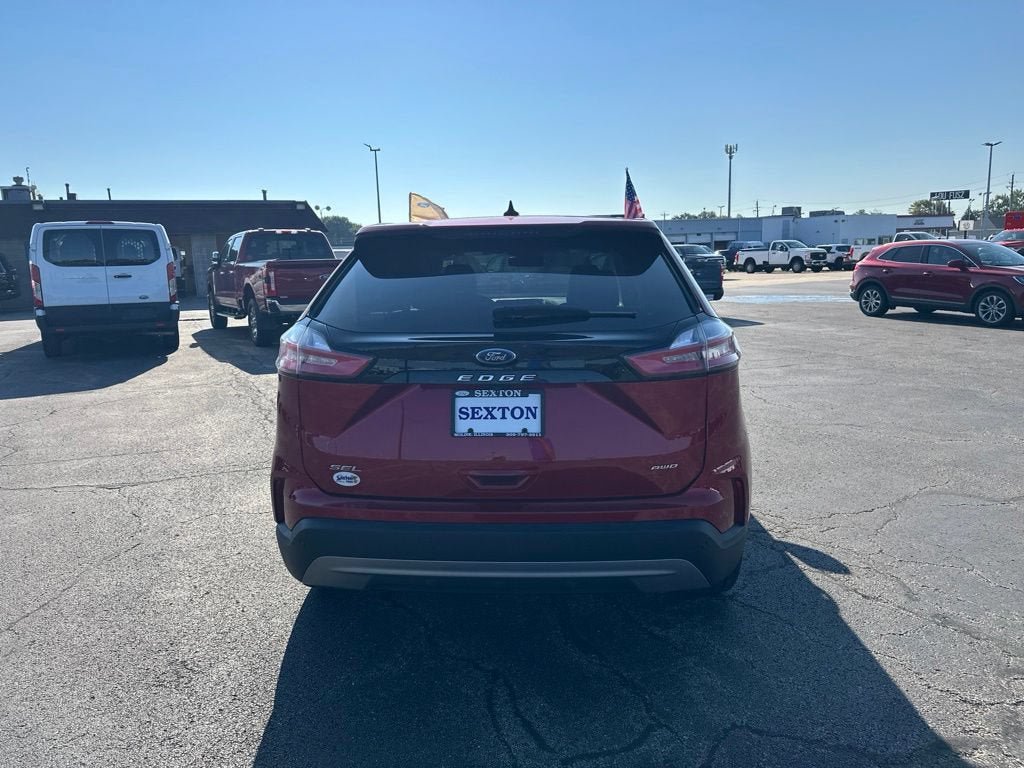 Certified 2024 Ford Edge SEL w/ Convenience Package AWD/4WD image 6