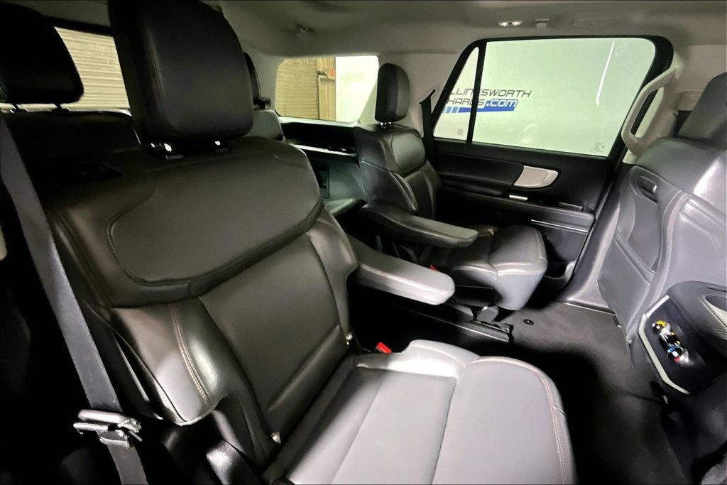 Certified 2025 Ford Expedition Active RWD image 22