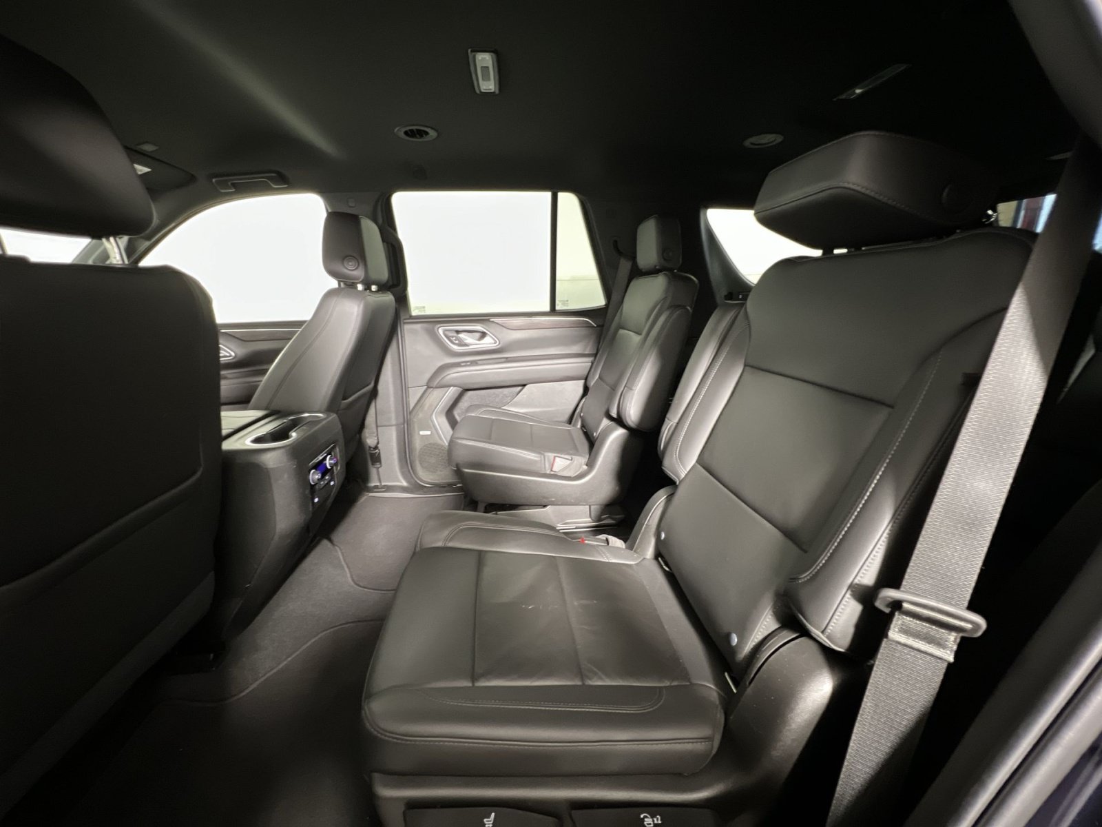 Used 2021 Chevrolet Tahoe LT AWD/4WD image 23